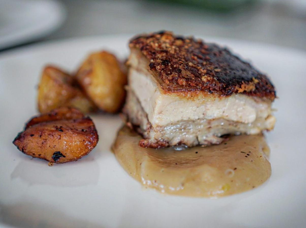 Swell Hotel, Pool Bar & Restaurant 타나롯 외부 사진