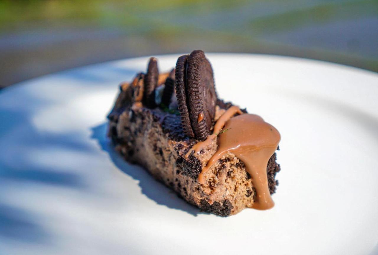 Swell Hotel, Pool Bar & Restaurant 타나롯 외부 사진